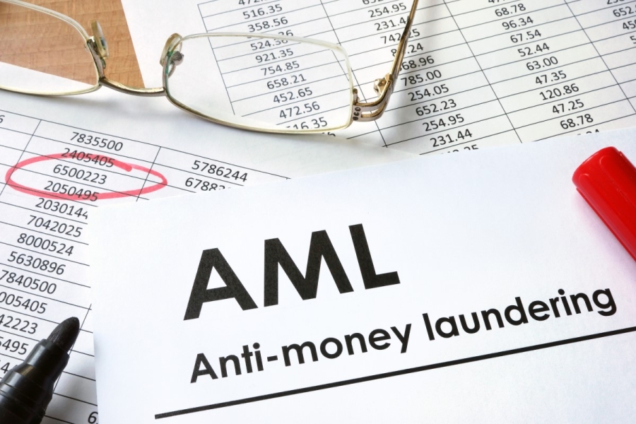 AML Watch: FinCen Seeks Comments on Beneficial Ownership Reporting, SEC Issues Alert on SARs Compliance Deficiencies and Guidance